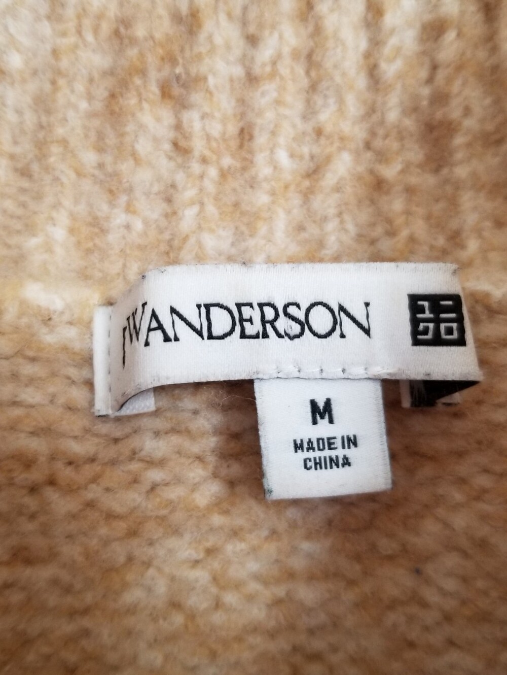 JW Anderson X Uniqlo Wool Blend Sweater Medium - Picture 6 of 7